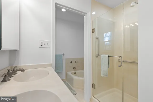 $675,000 | 429 Valley Brook Drive, Hockessin, DE 19707