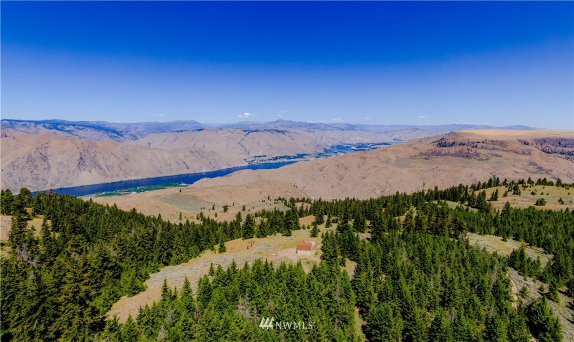 2105 Black Rock Road Waterville, WA 98858 - Photo 15 of 16 Gallery Image 15