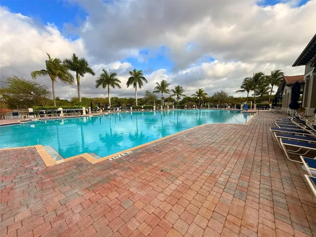$2,250 | 22301 Southwest 88th Place, Unit 1043, Cutler Bay, FL 33190