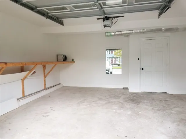 $4,200 | 68 Memorial Boulevard, Unit A, Newport, RI 02840