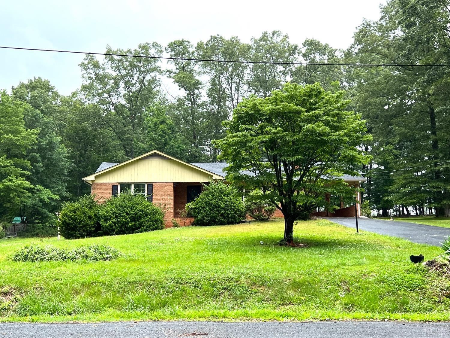 214 Blue Ridge Lane Amherst, VA 24521 - Photo 30 of 36 a view of a garden