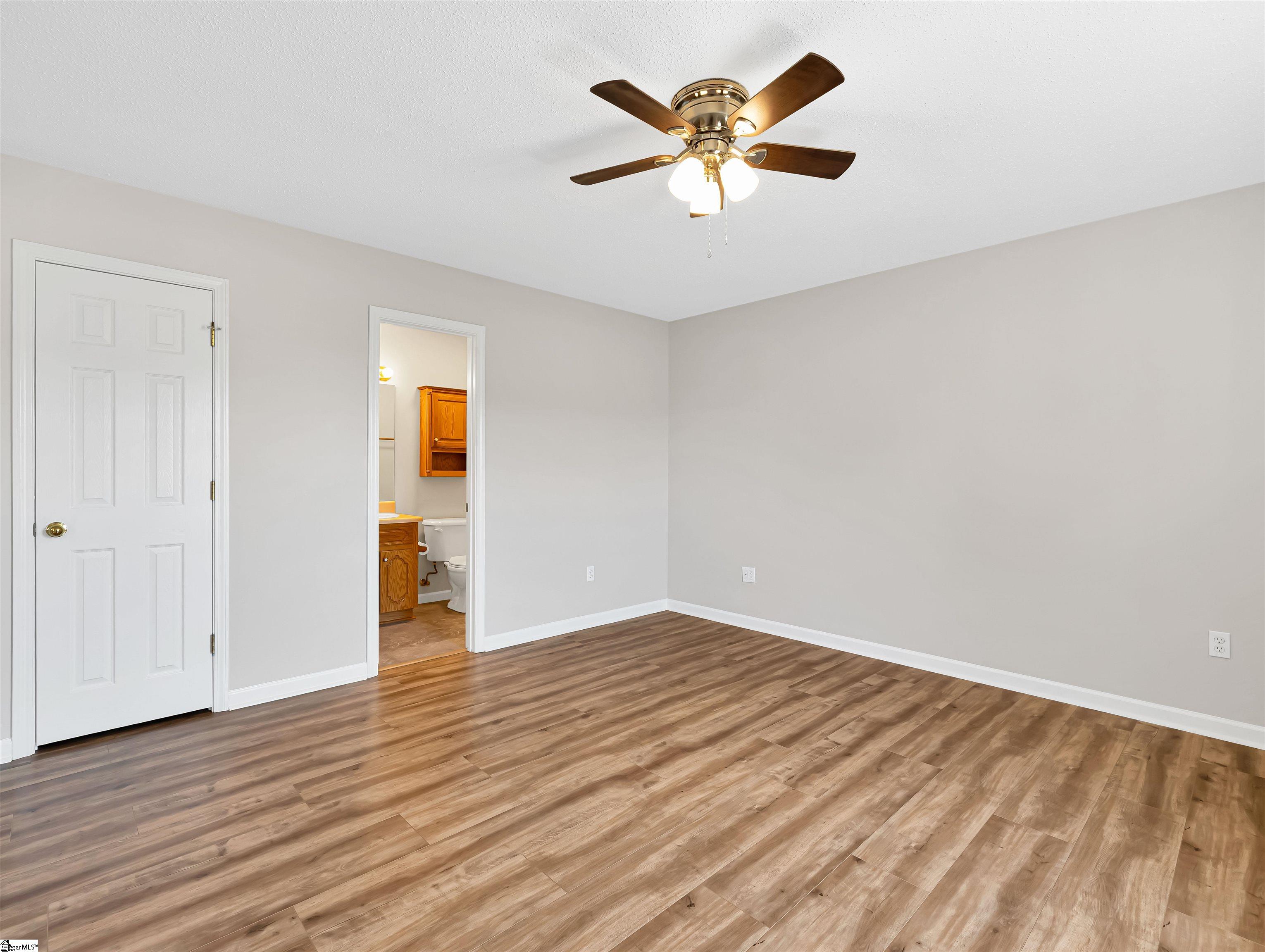 1249 Melvin Hill Road Campobello, SC 29322 - Photo 11 of 36