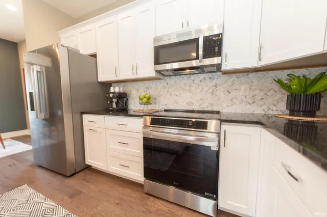 $3,000 | 1534 South Piazza Drive, Bloomington, IN 47401