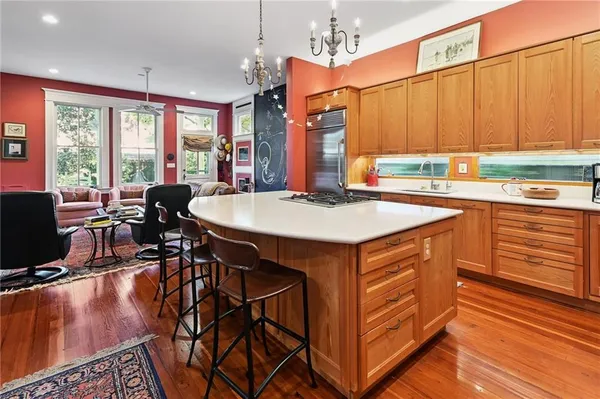 $5,750 | 725 Nashville Avenue, New Orleans, LA 70115