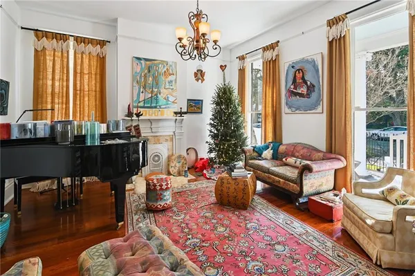 $5,750 | 725 Nashville Avenue, New Orleans, LA 70115