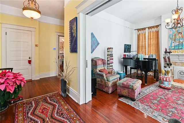 $6,250 | 725 Nashville Avenue, New Orleans, LA 70115