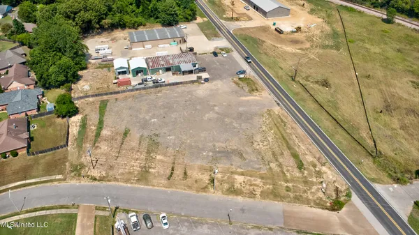 $200,000 | 178 Old Highway, Olive Branch, MS 38654