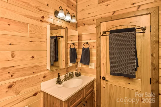 $265,000 | 130 Charity Lane, Candler, NC 28715