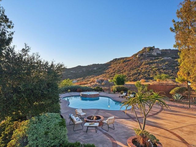 $1,349,900 | 2865 Via Dieguenos, Alpine, CA 91901