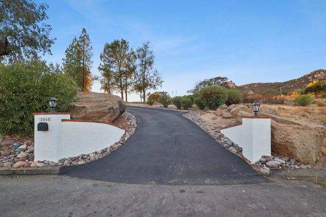 $1,349,900 | 2865 Via Dieguenos, Alpine, CA 91901