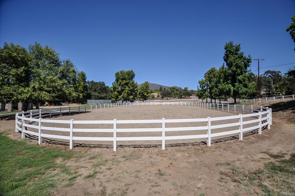 2865 Via Dieguenos Alpine, CA 91901 - Photo 74 of 75 Riding Ring at Little Lake