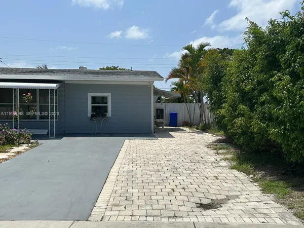 $1,400 | Cresthaven, Pompano Beach, FL 33064