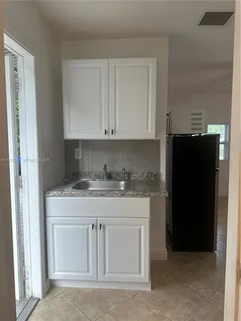 $1,400 | Cresthaven, Pompano Beach, FL 33064