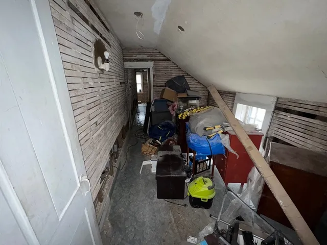 $219,900 | 163 Bridge Street, Gardner, MA 01440