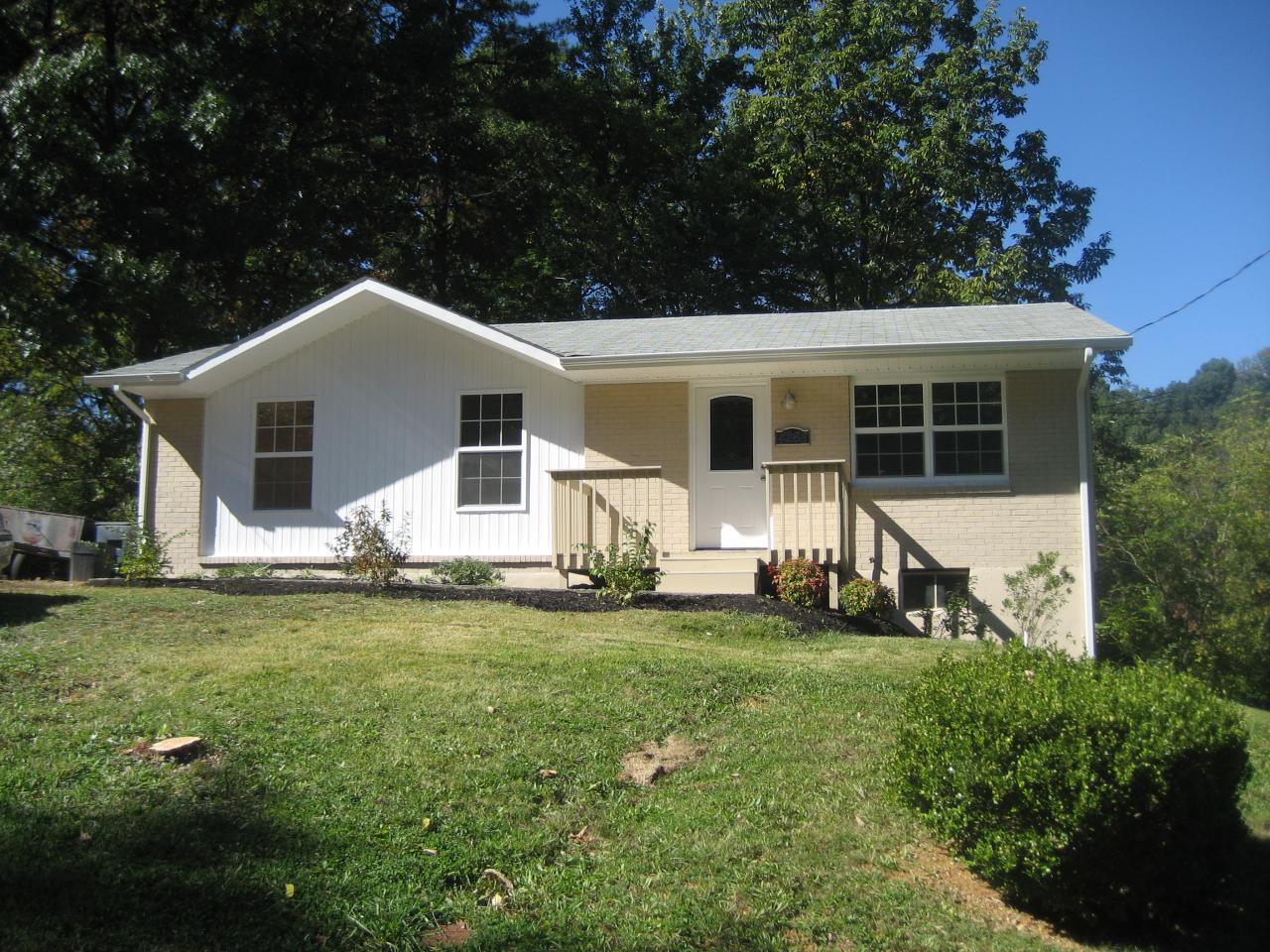 4268 Joplin Road Southwest Roanoke, VA 24014 - Photo 1 of 1 Front