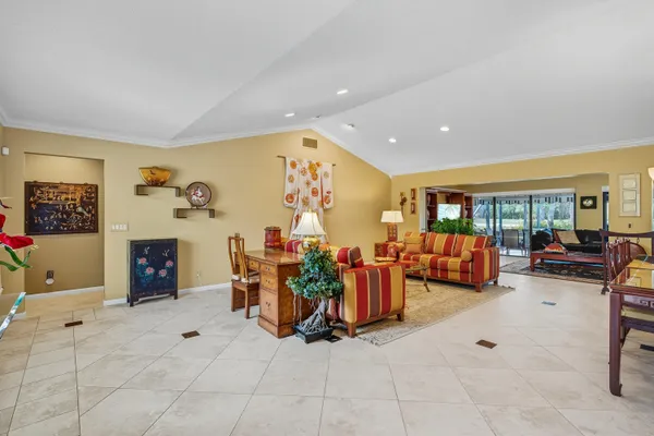 $550,000 | 1423 Southwest Troon Circle, Palm City, FL 34990