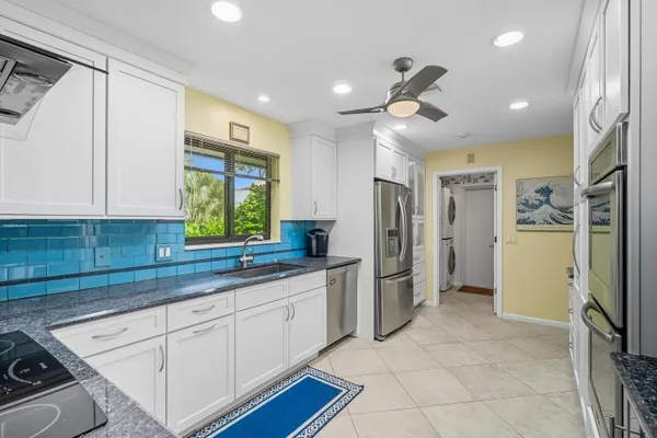 $550,000 | 1423 Southwest Troon Circle, Palm City, FL 34990