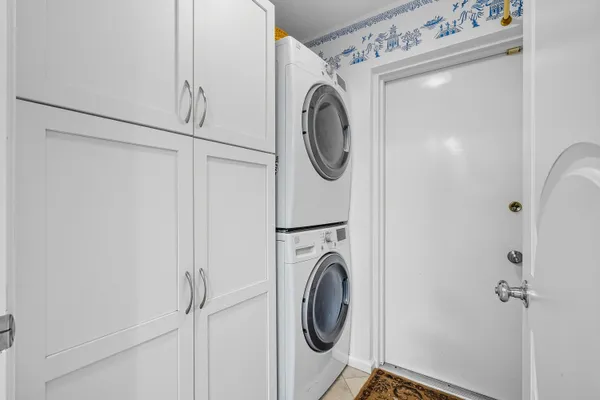 $550,000 | 1423 Southwest Troon Circle, Palm City, FL 34990