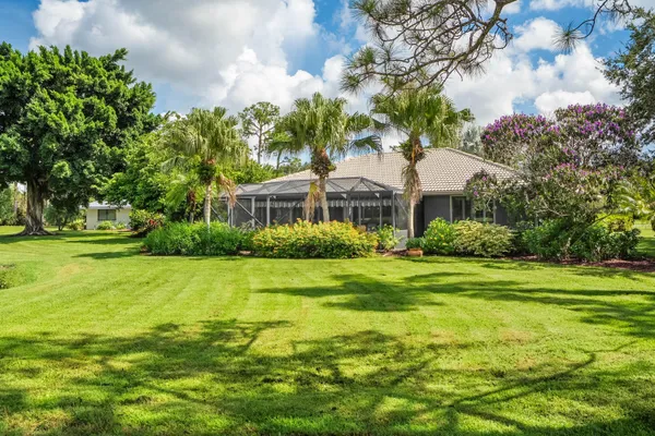 $550,000 | 1423 Southwest Troon Circle, Palm City, FL 34990