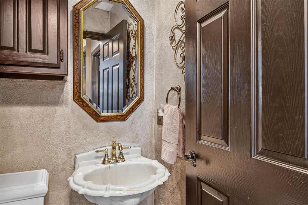 360 Pop Noah Road Collinsville, TX 76233 - Photo 17 of 36