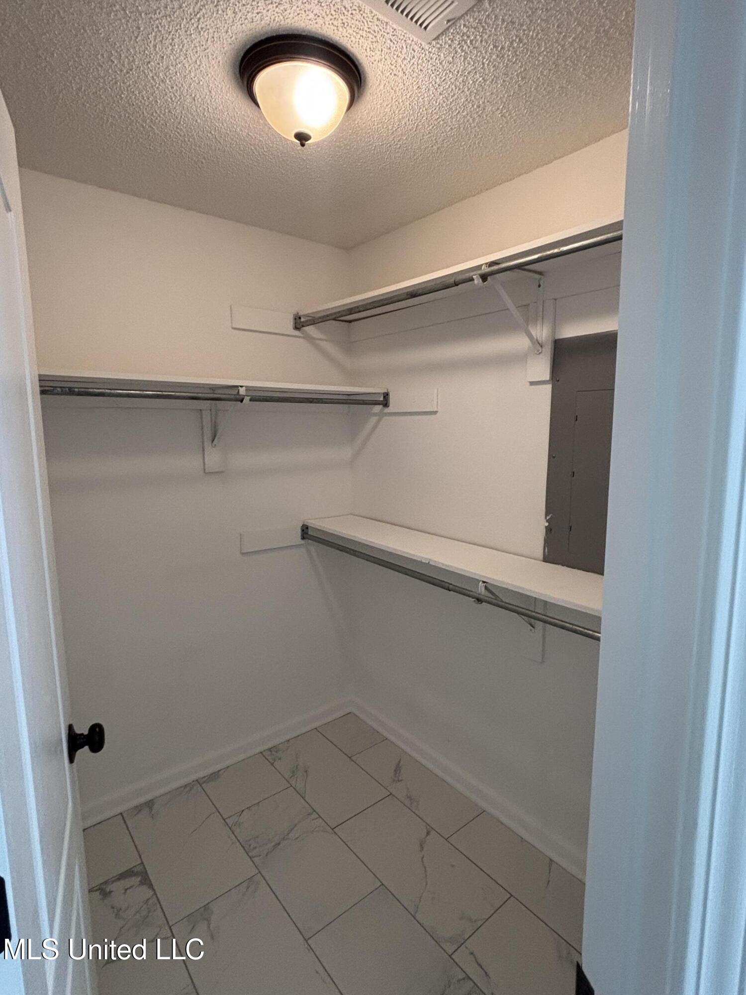 1705 Cedar Lake Cove Hernando, MS 38632 - Photo 13 of 31 master closet