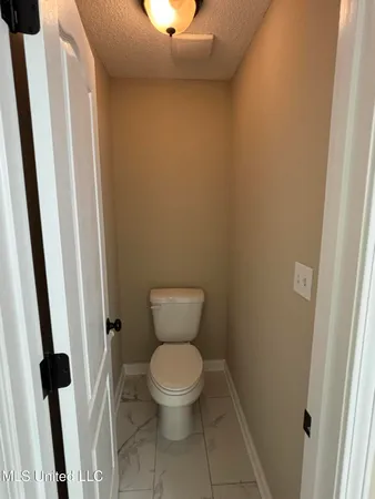 $374,900 | 1705 Cedar Lake Cove, Hernando, MS 38632