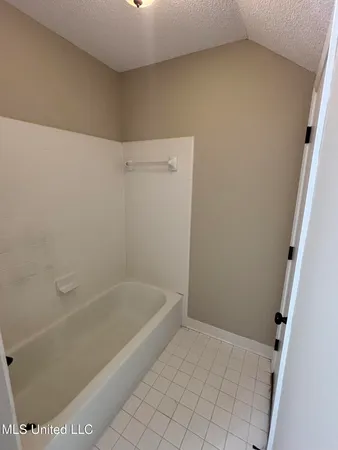 $374,900 | 1705 Cedar Lake Cove, Hernando, MS 38632