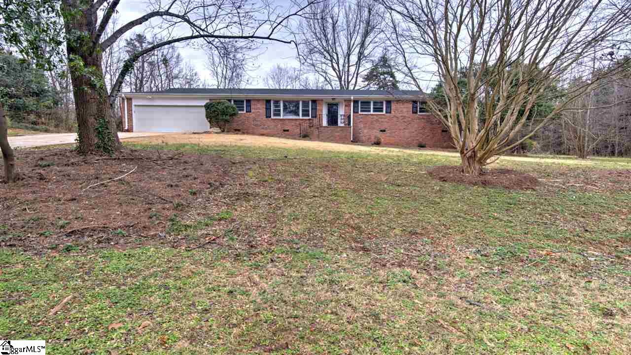 117 Waterloo Circle Greer, SC 29650 - Photo 3 of 34 Gallery Image 3