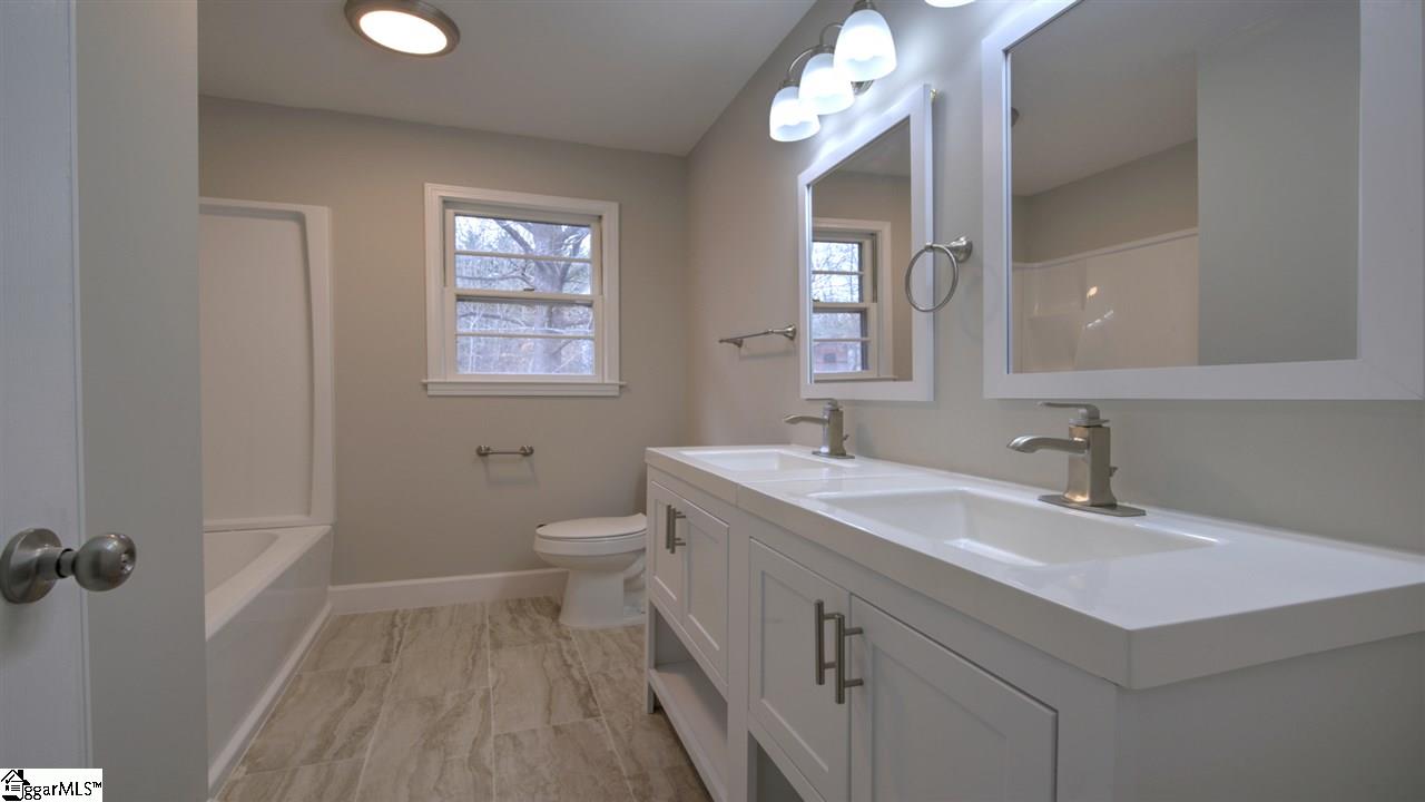 117 Waterloo Circle Greer, SC 29650 - Photo 23 of 34 Gallery Image 23