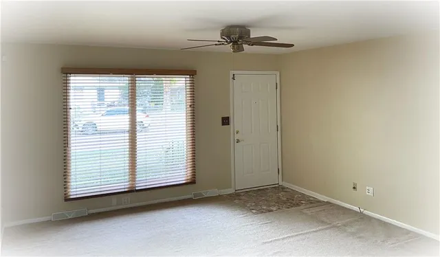 $225,000 | 1711 Seneca Street, Leavenworth, KS 66048