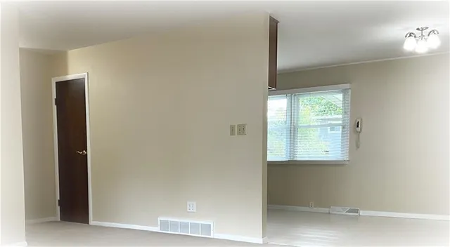 $225,000 | 1711 Seneca Street, Leavenworth, KS 66048