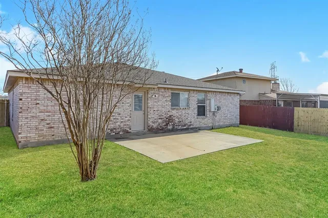 $2,140 | 6736 Bighorn Ridge, Arlington, TX 76002