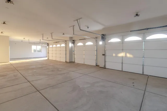 $2,250,000 | 5772 North Garfield Avenue, Fresno, CA 93723