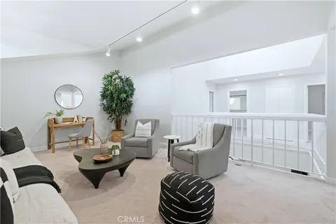 $1,295,000 | 627 Avery Place, Long Beach, CA 90807