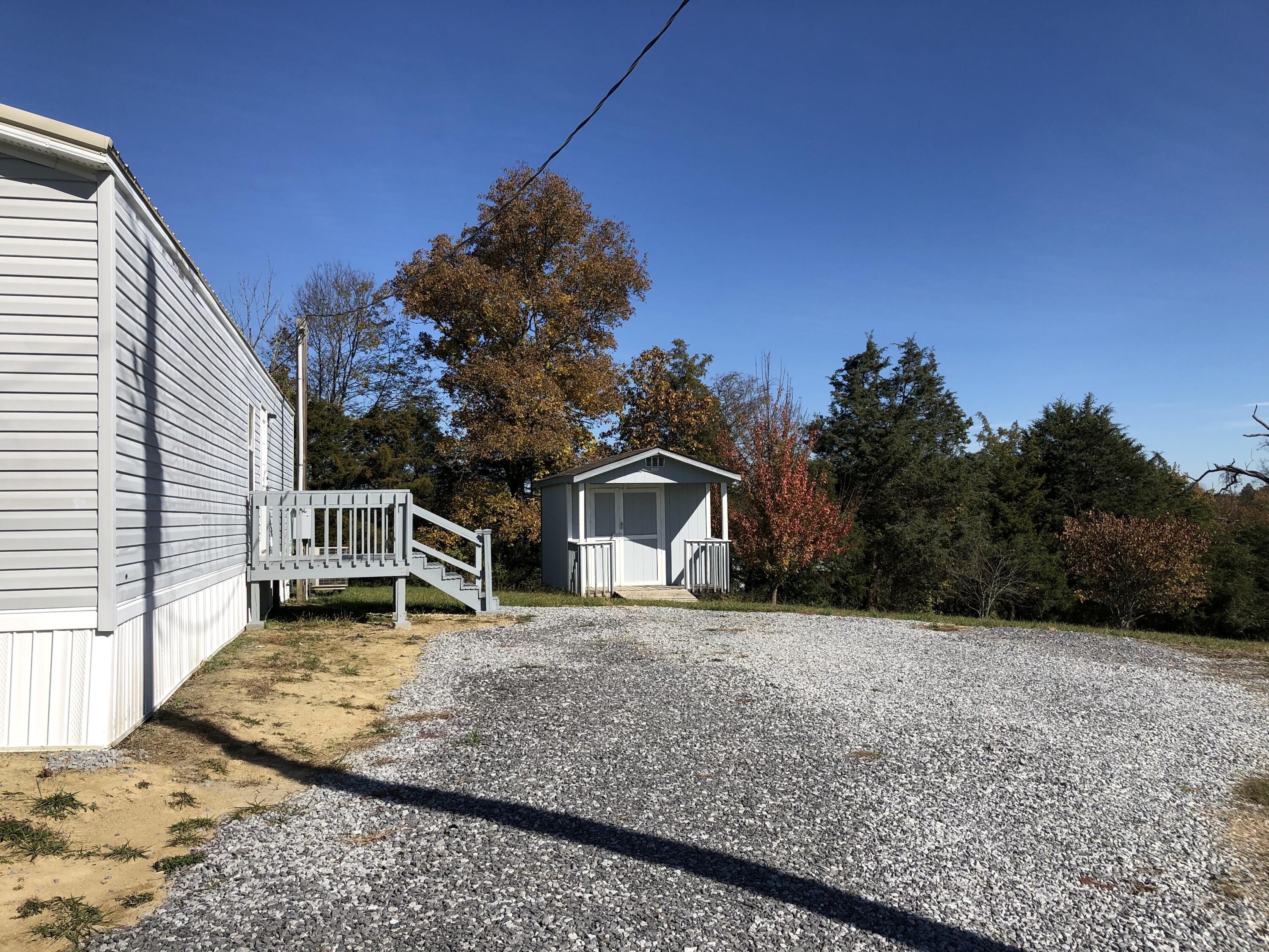 535 Lee Road Mohawk, TN 37810 - Photo 2 of 24 A518205C-B049-46DC-B090-94E77CE514B5