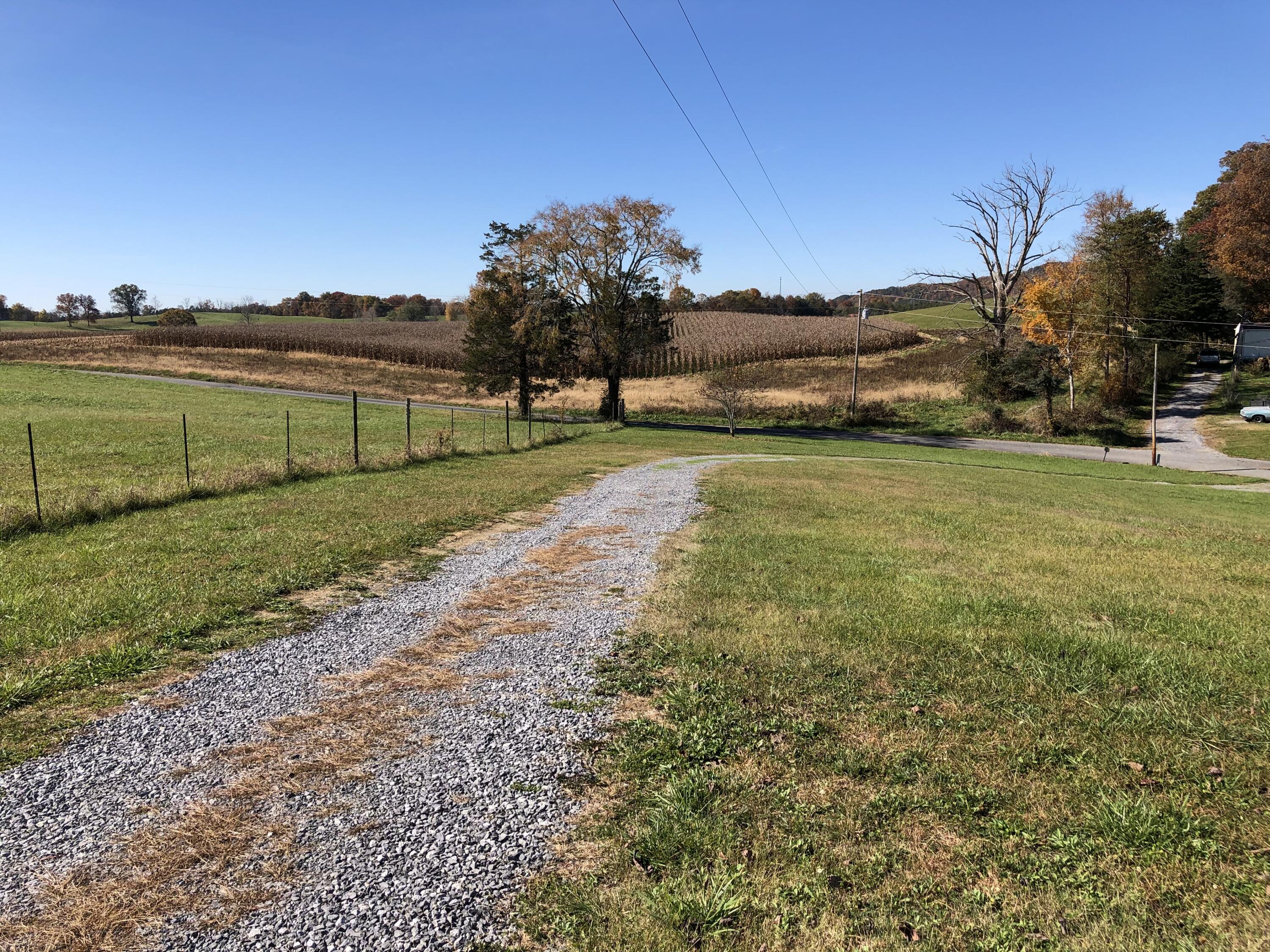 535 Lee Road Mohawk, TN 37810 - Photo 3 of 24 D5264D59-6EAF-4EB7-B42E-152ED9D1AF66