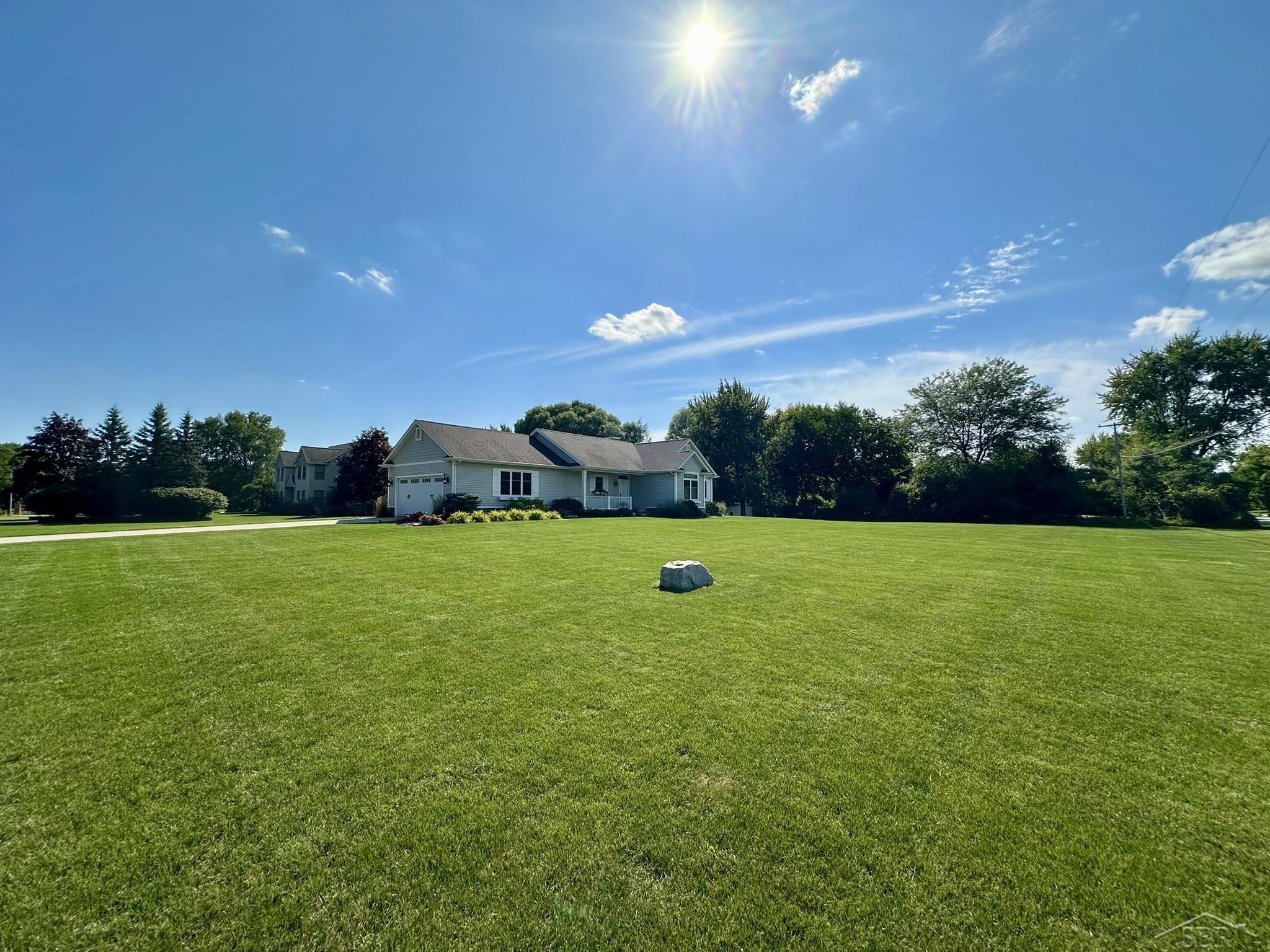 3943 Spring Lane Saginaw, MI 48603 - Photo 4 of 52 50186216-5b732bb5-b24d-4b17-9251-b969d50db674.JPG