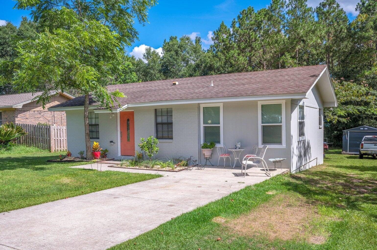 2913 Aplin Road Crestview, FL 32539 - Photo 14 of 14 APLIN FRONTSHED