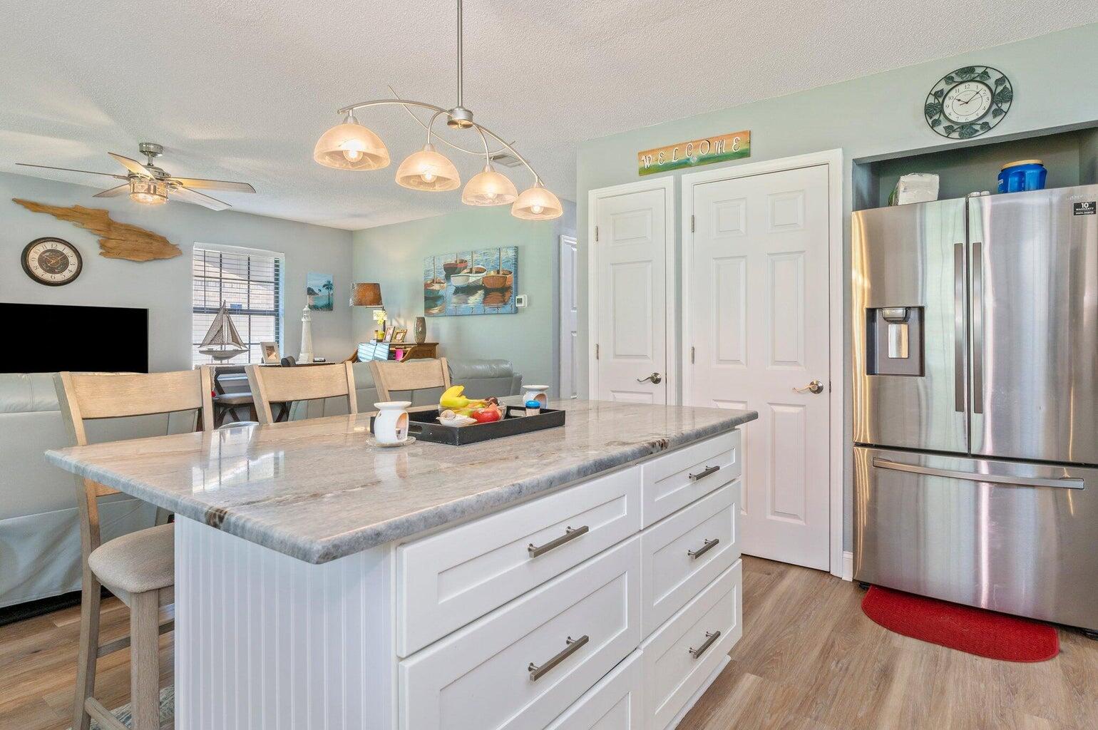 2913 Aplin Road Crestview, FL 32539 - Photo 4 of 14 APLIN KITCHEN OUTLOOK