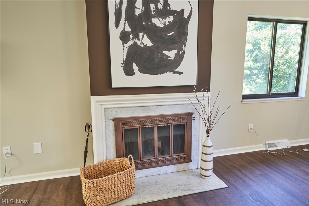 880 Hampton Ridge Drive Akron, OH 44313 - Photo 6 of 29