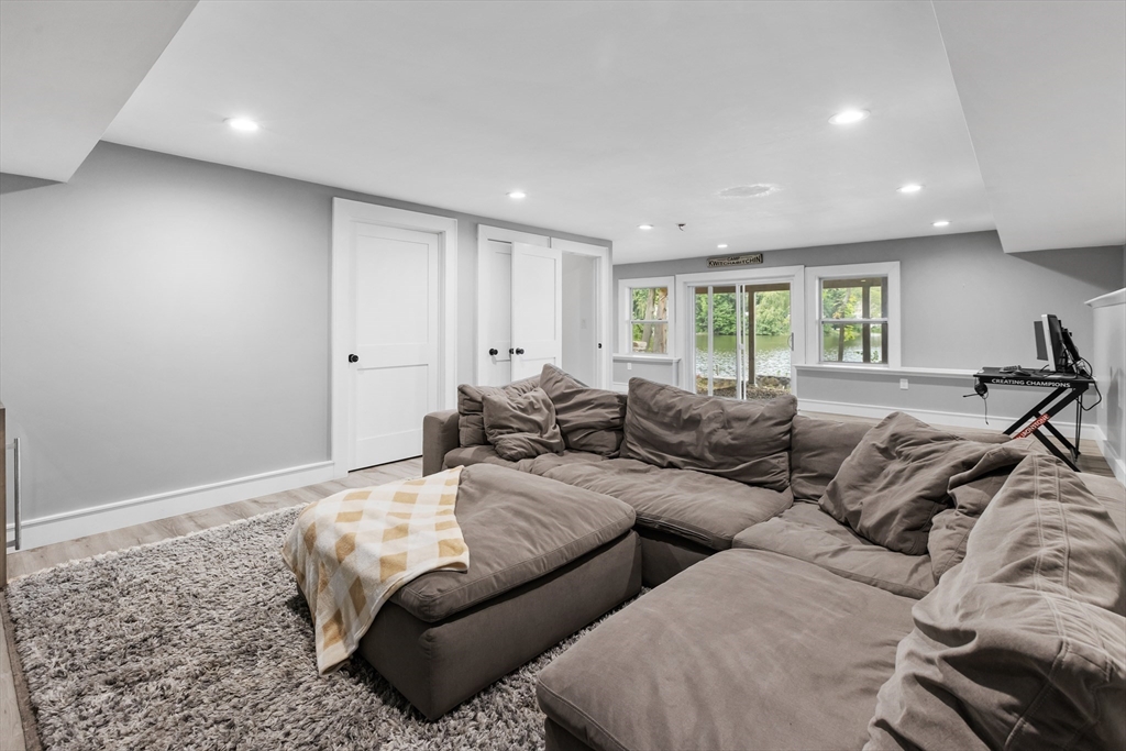 46 Crescent Avenue Lynnfield, MA 01940 - Photo 14 of 16 a living room with furniture and a window