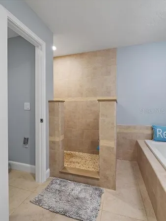 $1,379,000 | 4588 Baycedar Lane, Sarasota, FL 34241