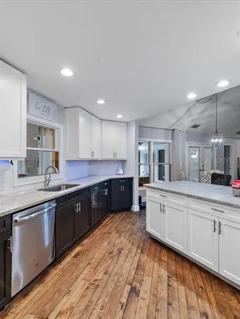 $1,379,000 | 4588 Baycedar Lane, Sarasota, FL 34241