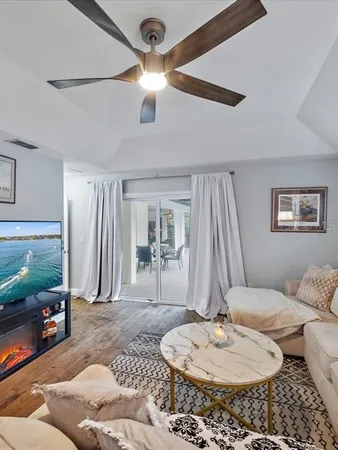 $1,379,000 | 4588 Baycedar Lane, Sarasota, FL 34241
