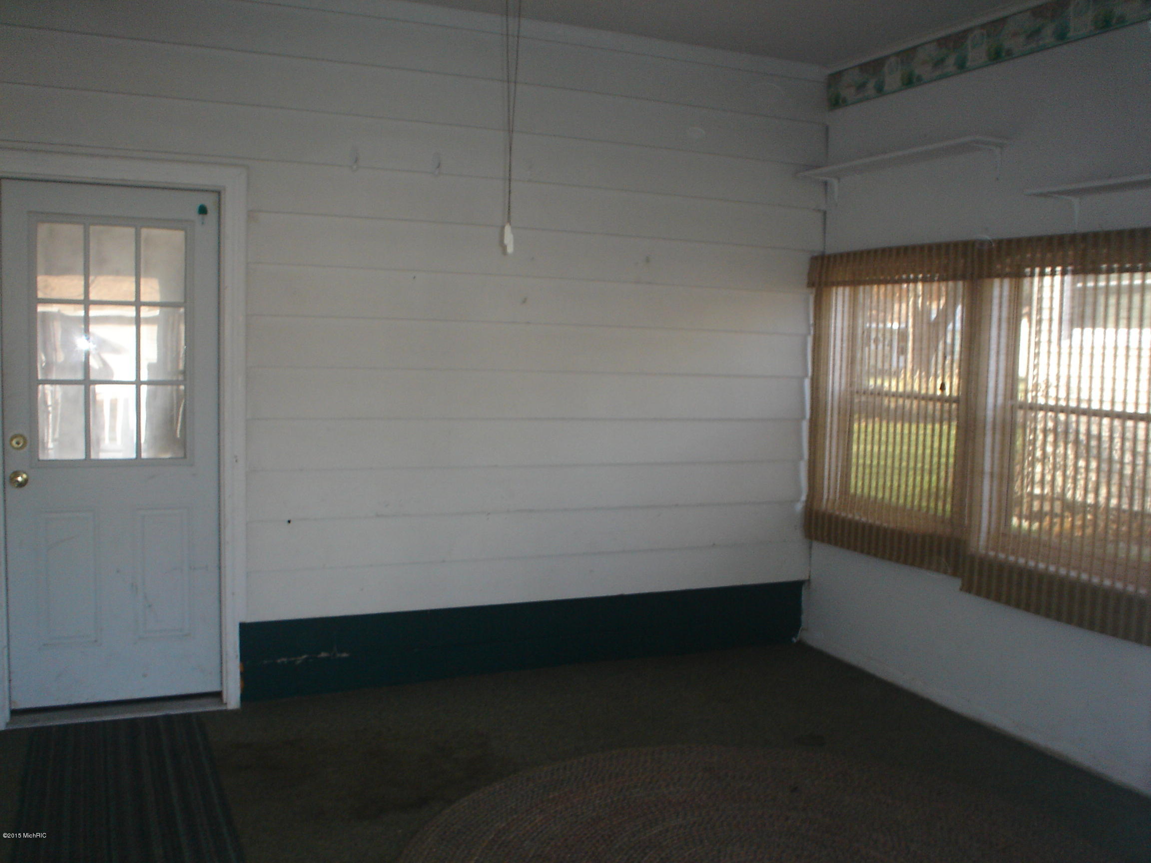 1456 Princeton Road Muskegon, MI 49441 - Photo 15 of 33 3 Season Room