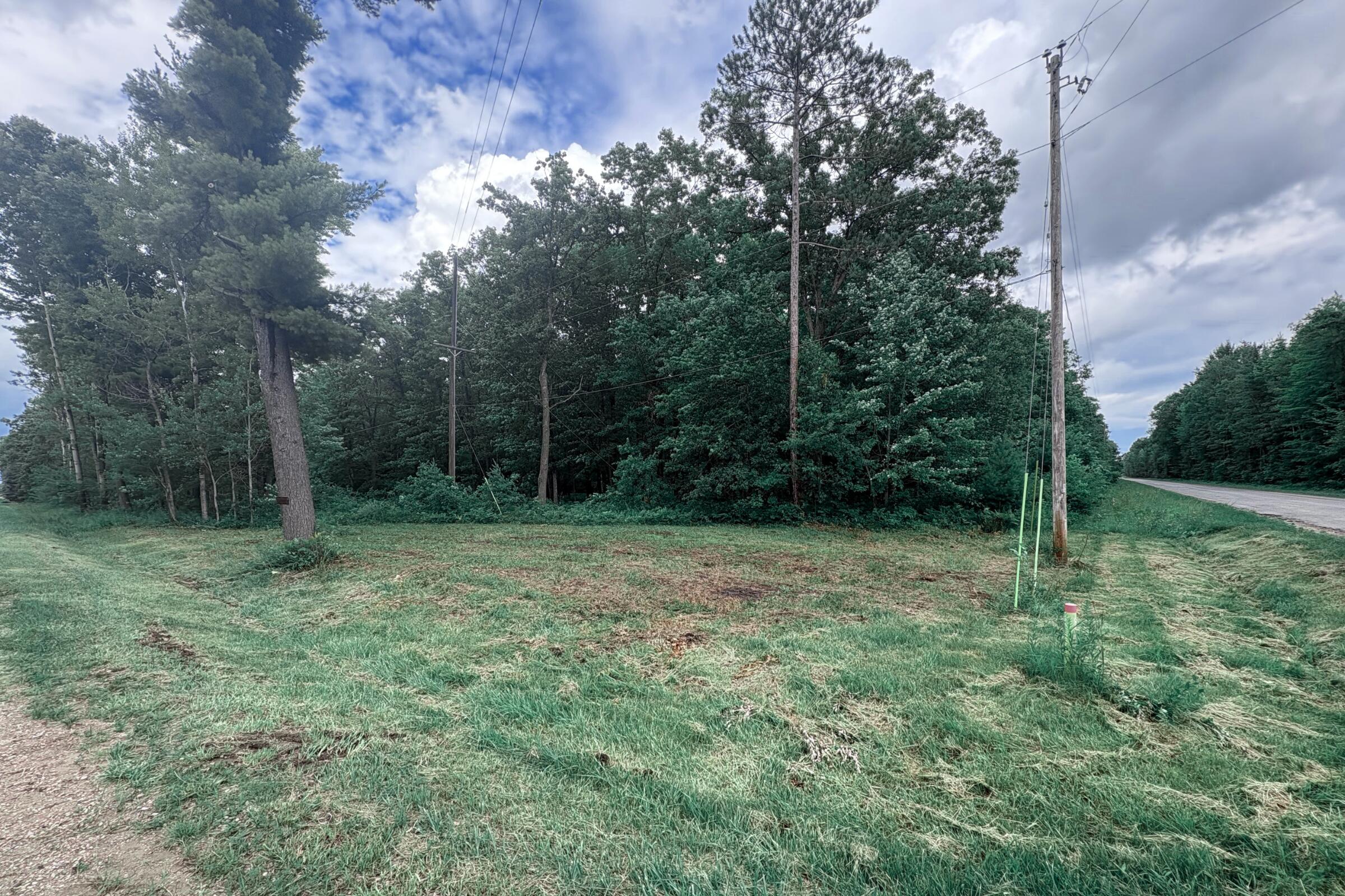 North Flint Road Roscommon, MI 48653 - Photo 1 of 2 On Flint facing Lansing