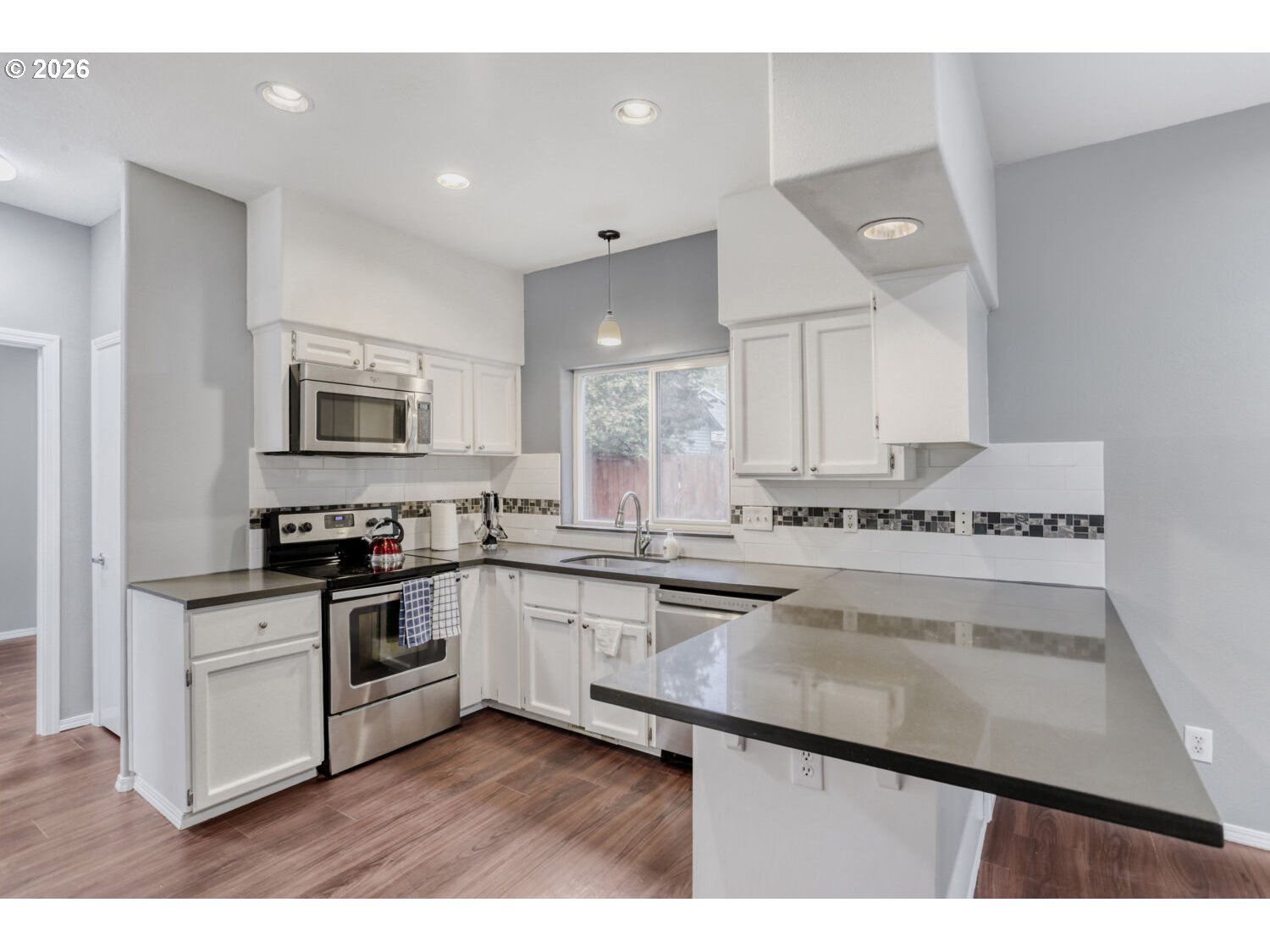 17474 Southwest Sarala Street Beaverton, OR 97007 - Photo 7 of 29