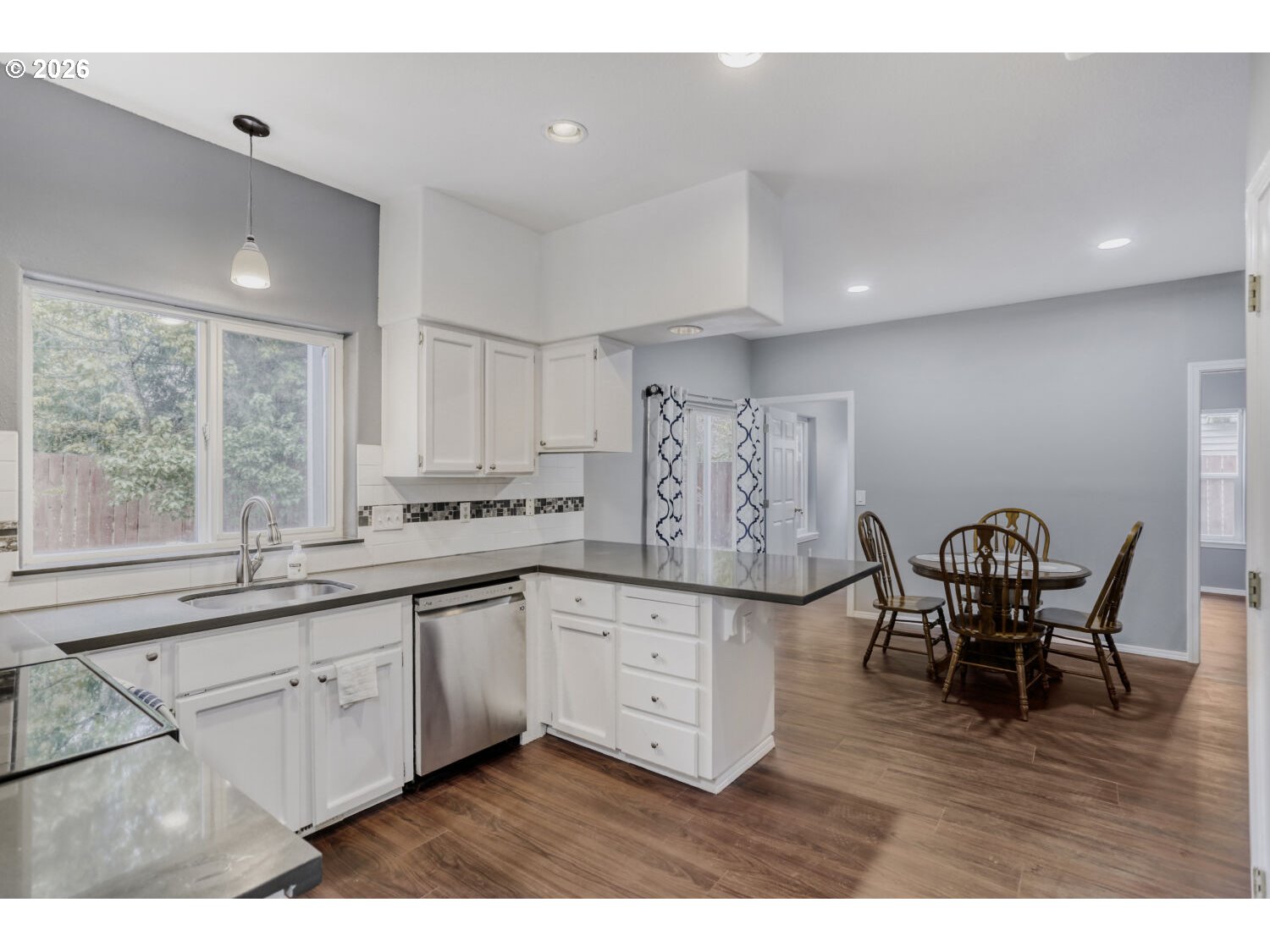 17474 Southwest Sarala Street Beaverton, OR 97007 - Photo 8 of 29