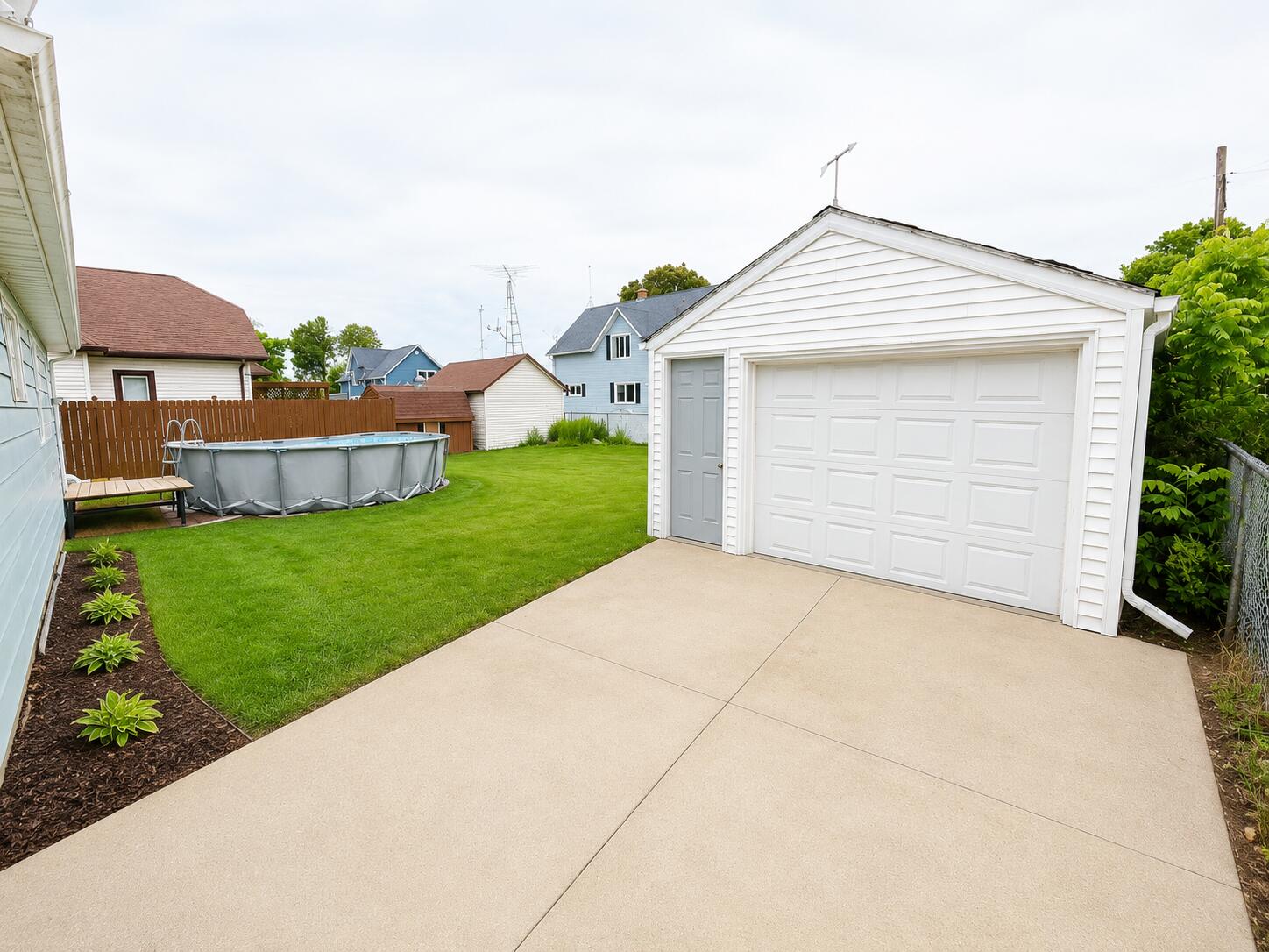 2310 Hamilton Street Manitowoc, WI 54220 - Photo 29 of 31 file_0000000011e0722f9ee2db263bf9546d