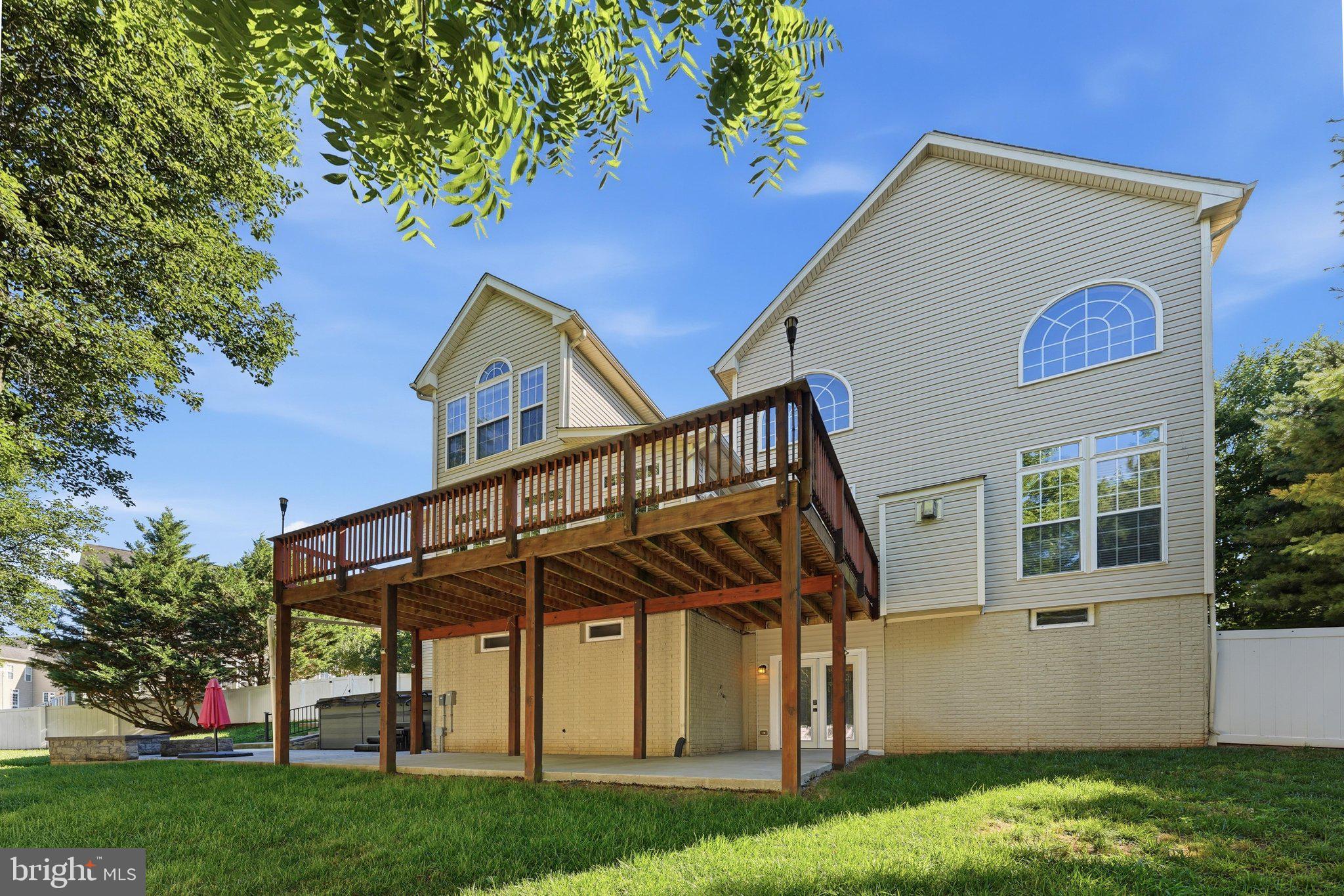 2148 Chestnut Lane Frederick, MD 21702 - Photo 59 of 77 Exterior Back